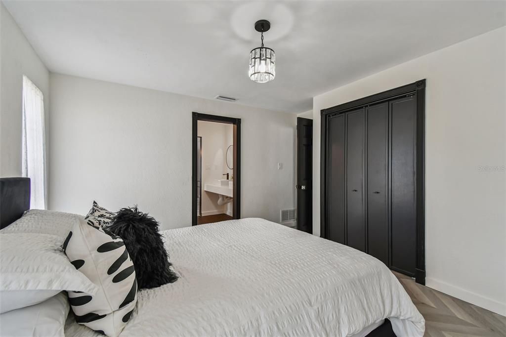 Active With Contract: $730,000 (4 beds, 3 baths, 2489 Square Feet)