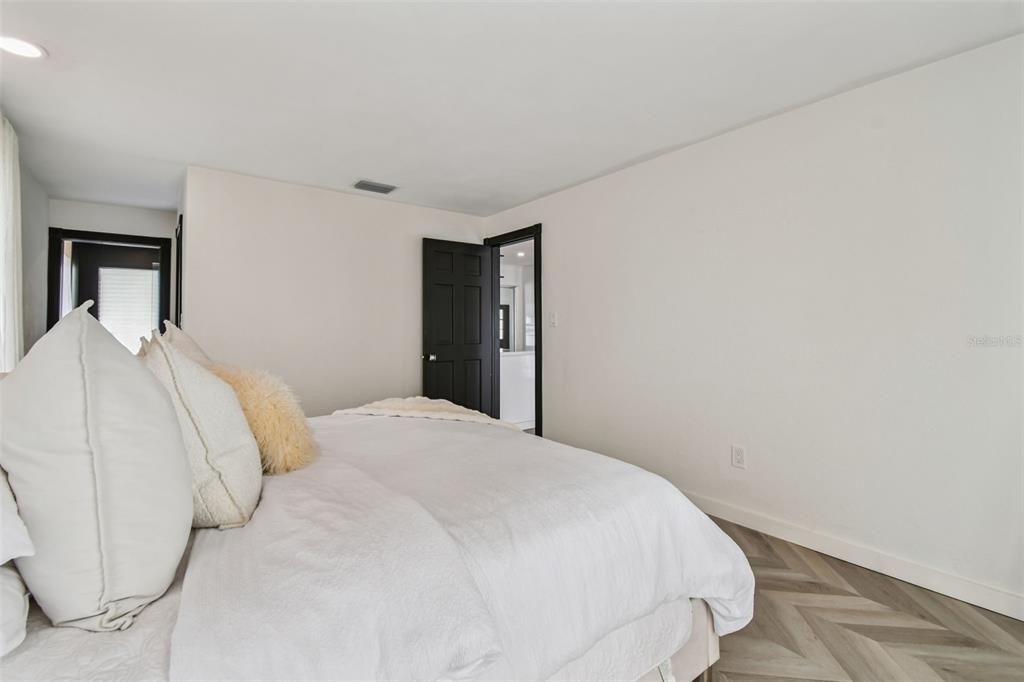 Active With Contract: $730,000 (4 beds, 3 baths, 2489 Square Feet)