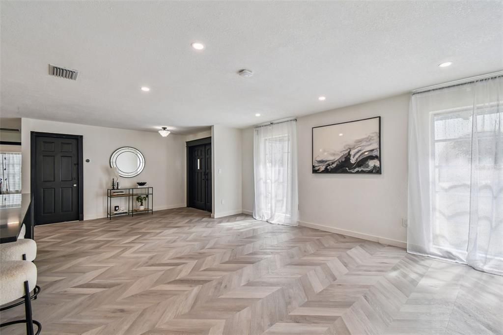 Active With Contract: $730,000 (4 beds, 3 baths, 2489 Square Feet)