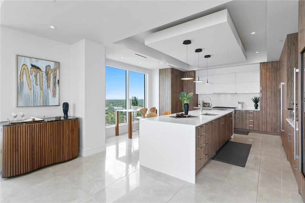 Под контрактом: $4,100,000 (4 спален, 3 ванн, 3884 Квадратных фут)