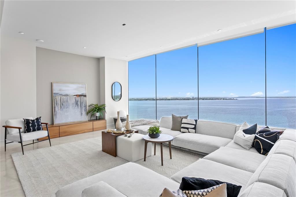 Под контрактом: $4,100,000 (4 спален, 3 ванн, 3884 Квадратных фут)