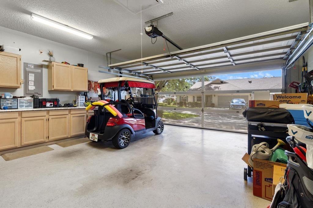 Active With Contract: $255,000 (2 beds, 2 baths, 1748 Square Feet)