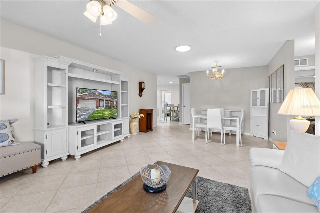 Active With Contract: $255,000 (2 beds, 2 baths, 1748 Square Feet)