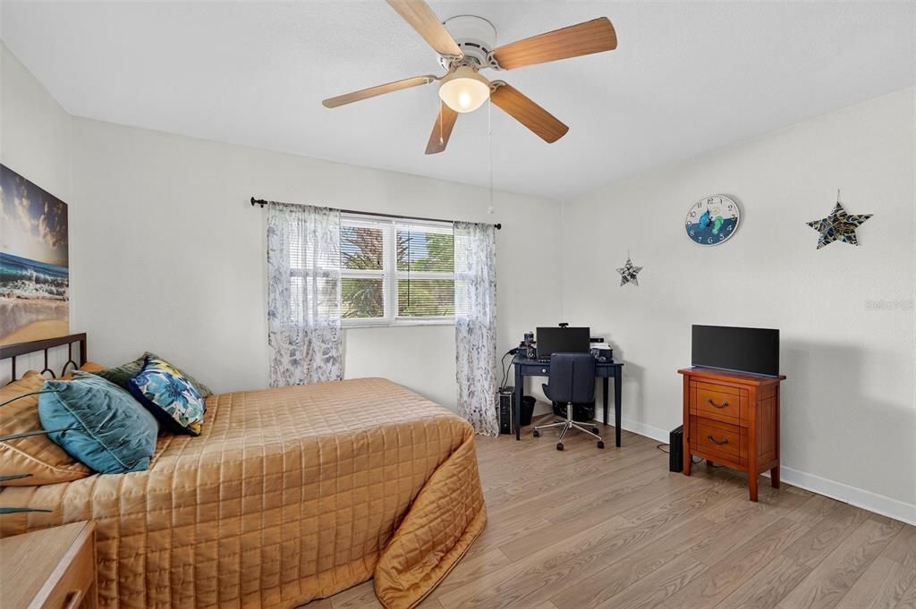 Activo con contrato: $477,400 (3 camas, 2 baños, 1592 Pies cuadrados)