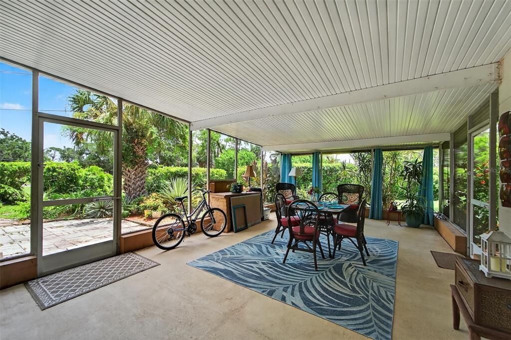 Activo con contrato: $477,400 (3 camas, 2 baños, 1592 Pies cuadrados)