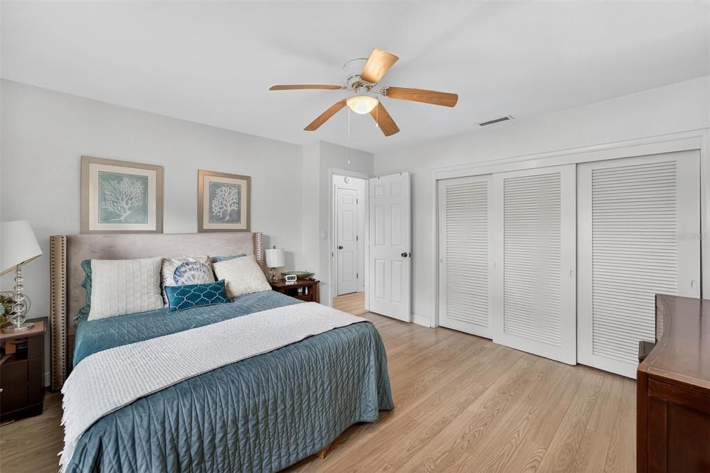 Activo con contrato: $477,400 (3 camas, 2 baños, 1592 Pies cuadrados)