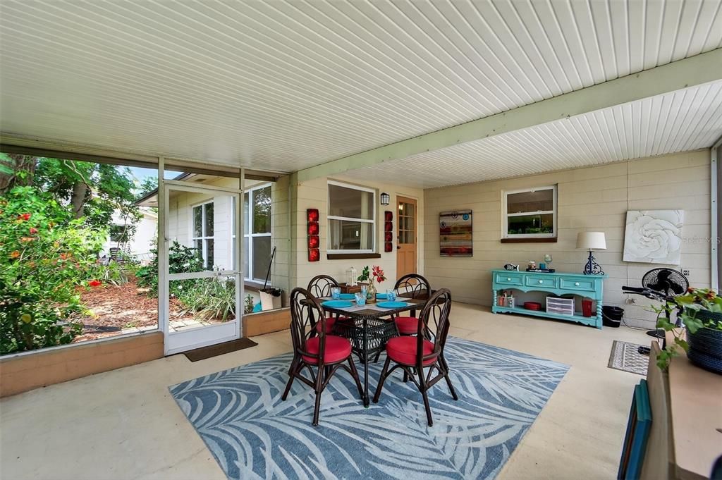 Activo con contrato: $477,400 (3 camas, 2 baños, 1592 Pies cuadrados)