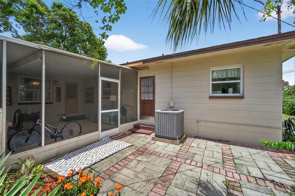 Activo con contrato: $477,400 (3 camas, 2 baños, 1592 Pies cuadrados)