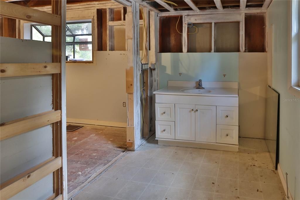 待售: $399,000 (3 贝兹, 3 浴室, 2017 平方英尺)