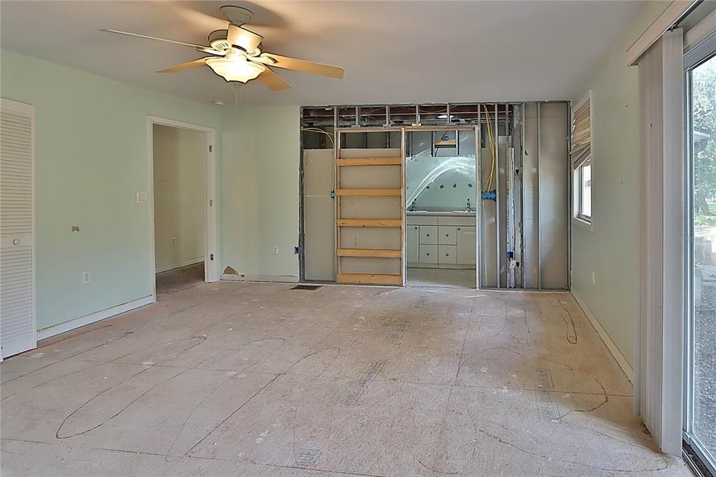 待售: $399,000 (3 贝兹, 3 浴室, 2017 平方英尺)