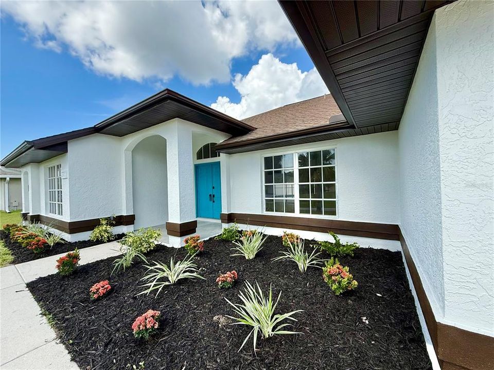 En Venta: $419,000 (4 camas, 2 baños, 2182 Pies cuadrados)