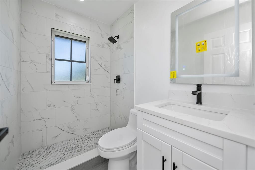 En Venta: $419,000 (4 camas, 2 baños, 2182 Pies cuadrados)