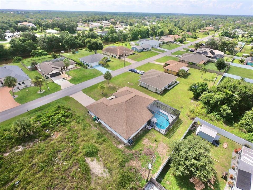 En Venta: $419,000 (4 camas, 2 baños, 2182 Pies cuadrados)