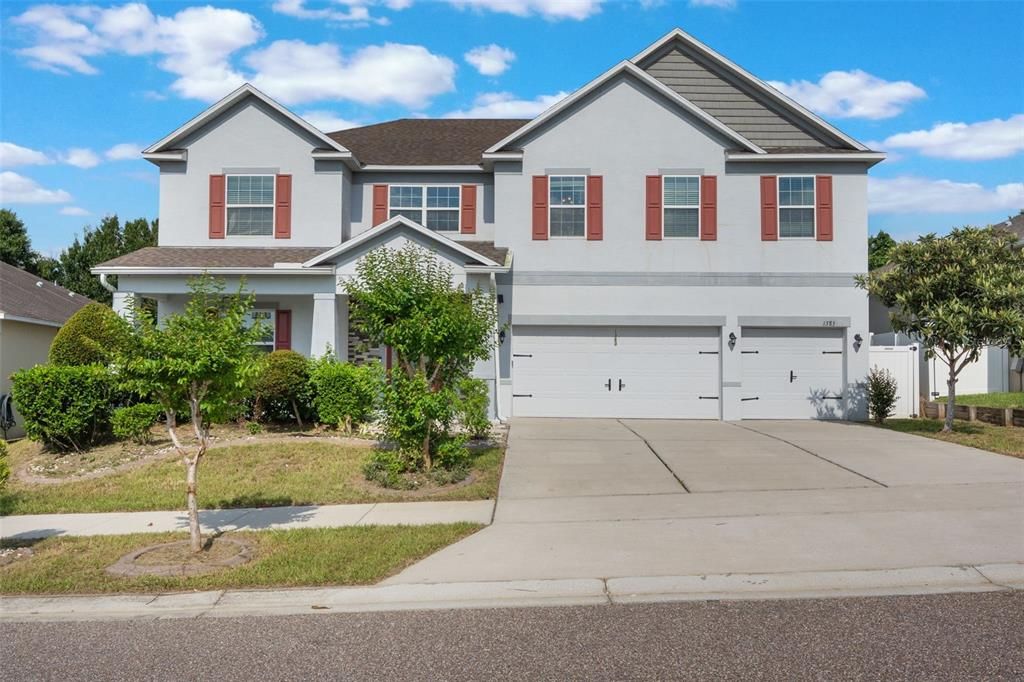 На продажу: $570,000 (6 спален, 4 ванн, 3908 Квадратных фут)