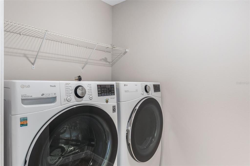 На продажу: $570,000 (6 спален, 4 ванн, 3908 Квадратных фут)