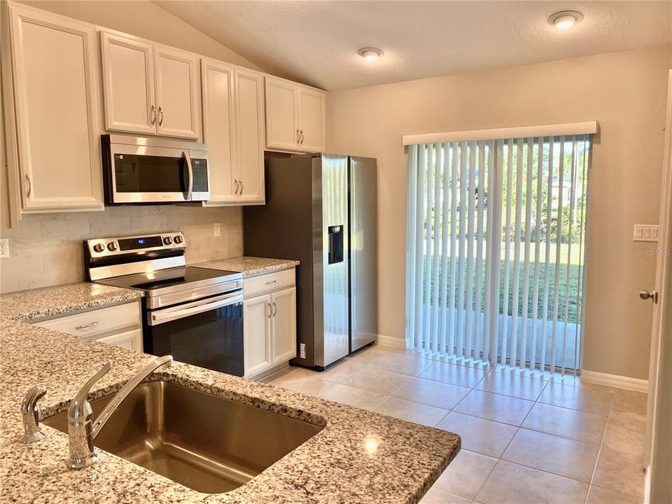 En Venta: $585,000 (6 camas, 0 baños, 2430 Pies cuadrados)