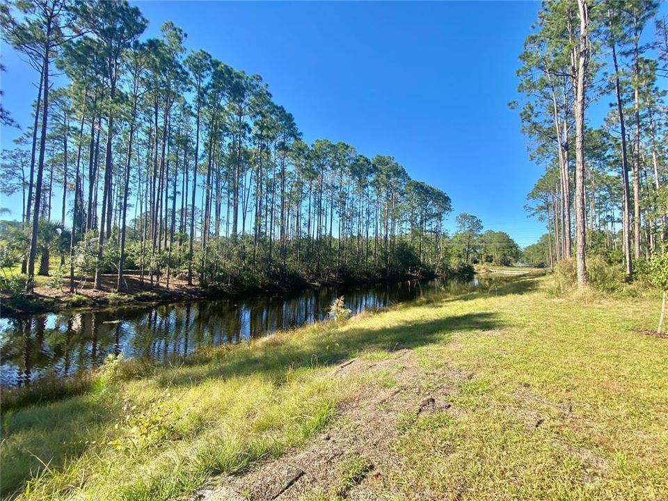 En Venta: $585,000 (6 camas, 0 baños, 2430 Pies cuadrados)