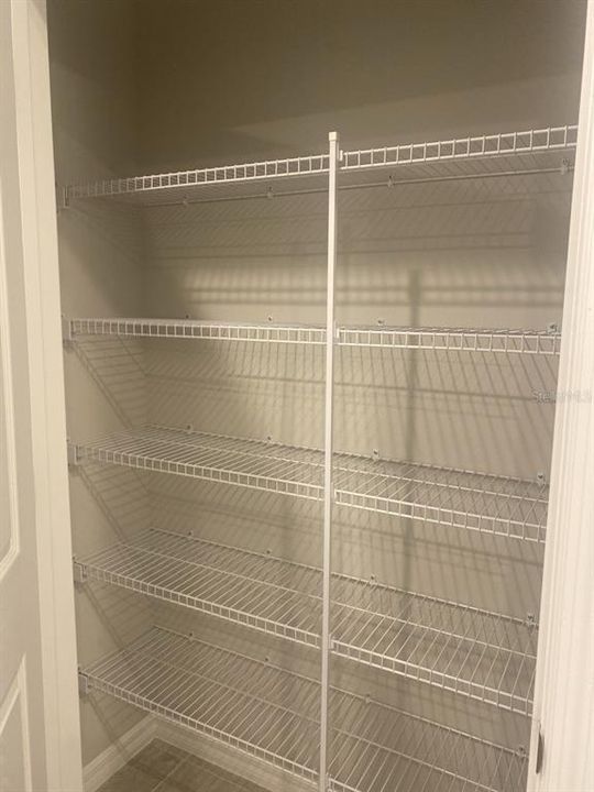 En Venta: $585,000 (6 camas, 0 baños, 2430 Pies cuadrados)