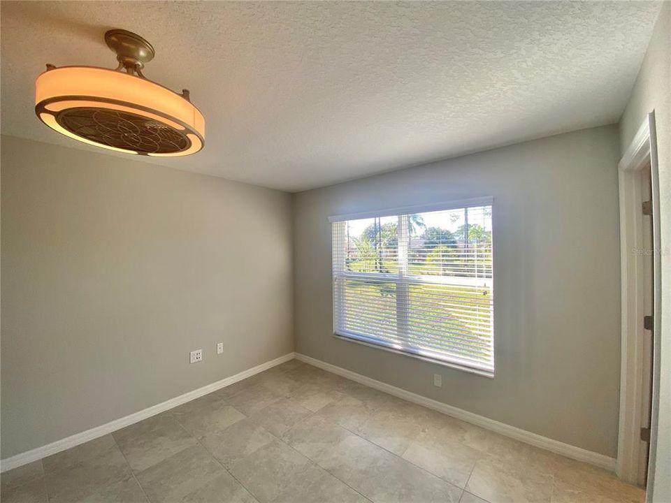 En Venta: $585,000 (6 camas, 0 baños, 2430 Pies cuadrados)