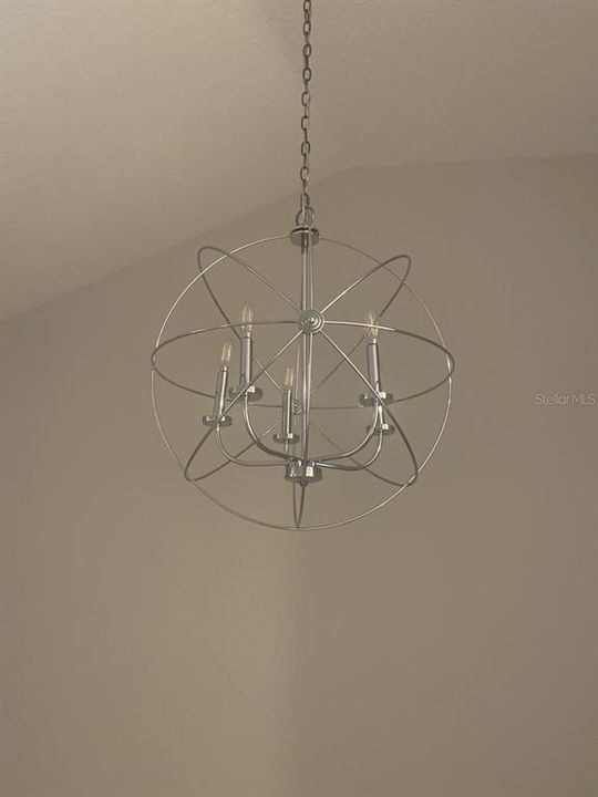 En Venta: $585,000 (6 camas, 0 baños, 2430 Pies cuadrados)