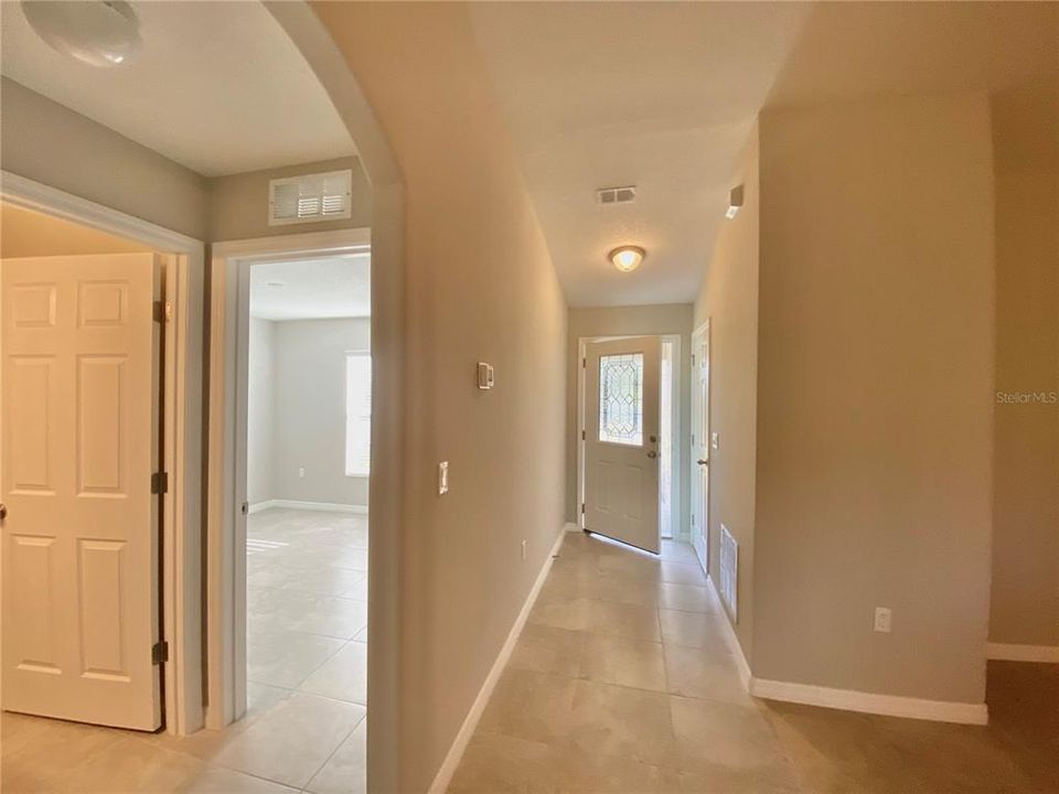 En Venta: $585,000 (6 camas, 0 baños, 2430 Pies cuadrados)