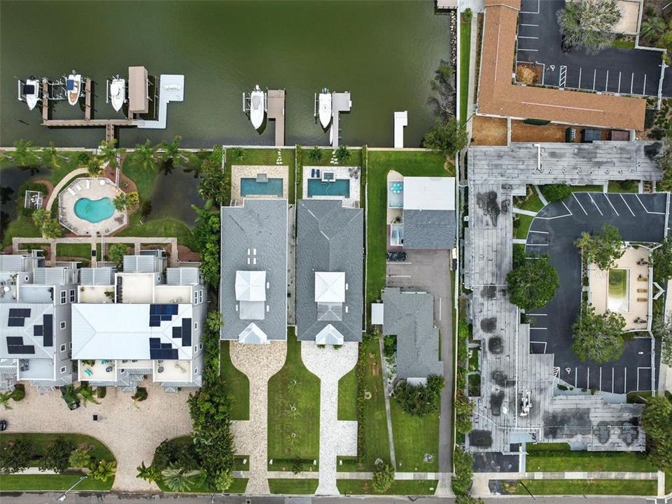 For Sale: $3,200,000 (5 beds, 4 baths, 3250 Square Feet)