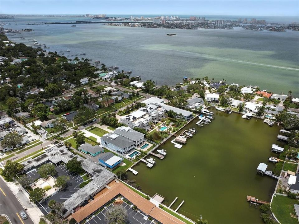 For Sale: $3,200,000 (5 beds, 4 baths, 3250 Square Feet)