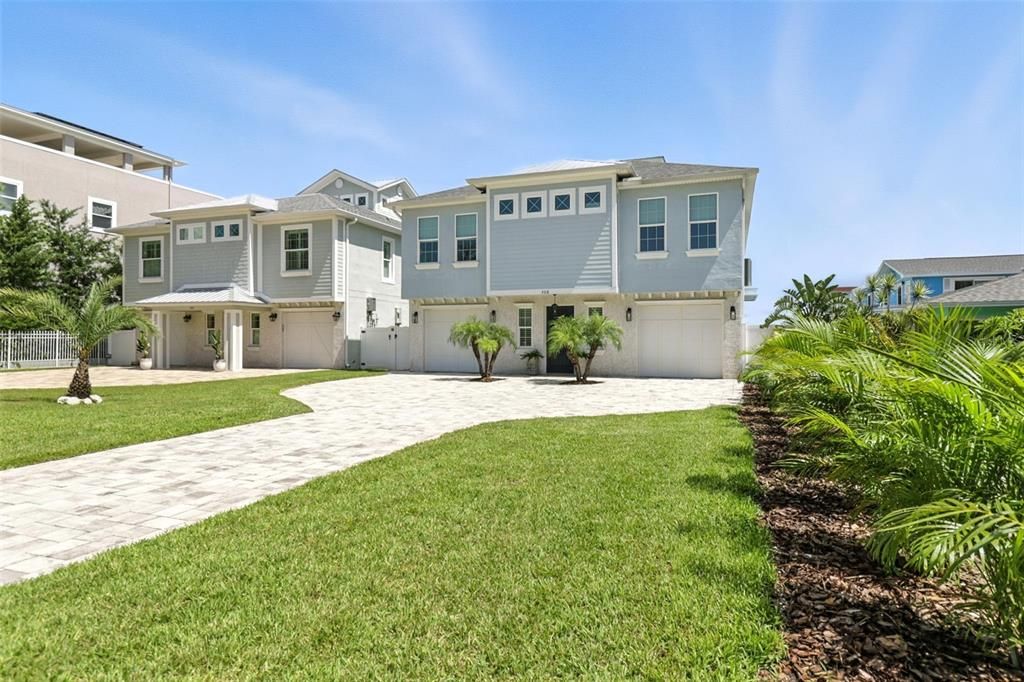 For Sale: $3,200,000 (5 beds, 4 baths, 3250 Square Feet)