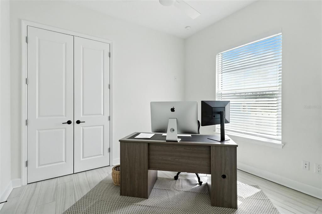 For Sale: $3,200,000 (5 beds, 4 baths, 3250 Square Feet)