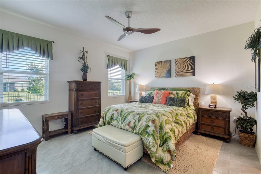 待售: $359,000 (3 贝兹, 2 浴室, 1637 平方英尺)