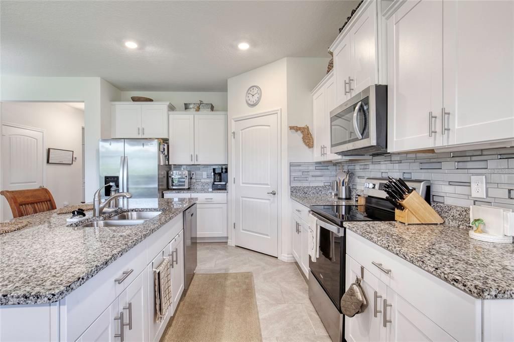 待售: $359,000 (3 贝兹, 2 浴室, 1637 平方英尺)