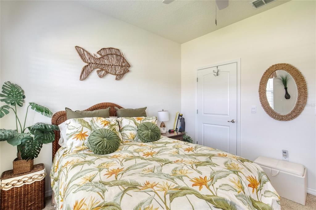 待售: $359,000 (3 贝兹, 2 浴室, 1637 平方英尺)