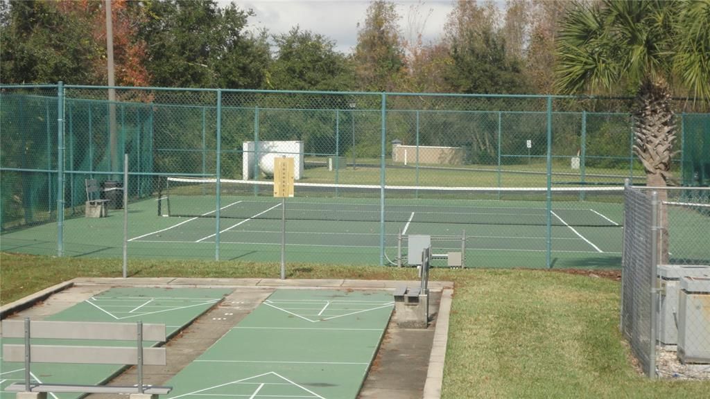 For Sale: $324,900 (3 beds, 2 baths, 1363 Square Feet)