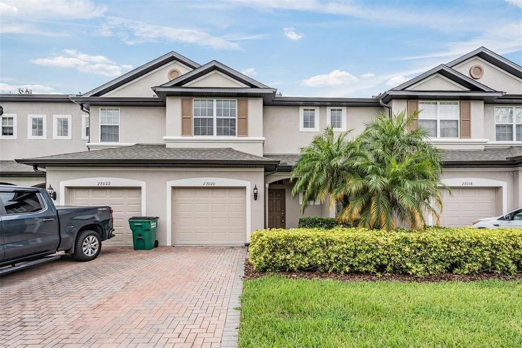 Под контрактом: $260,000 (3 спален, 2 ванн, 1706 Квадратных фут)