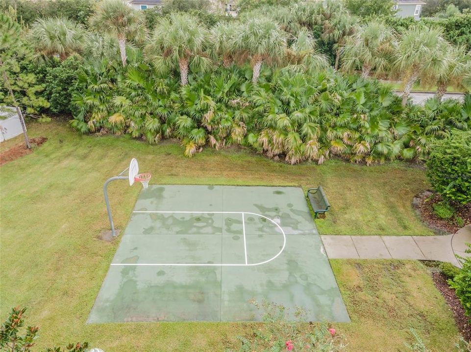 Под контрактом: $260,000 (3 спален, 2 ванн, 1706 Квадратных фут)