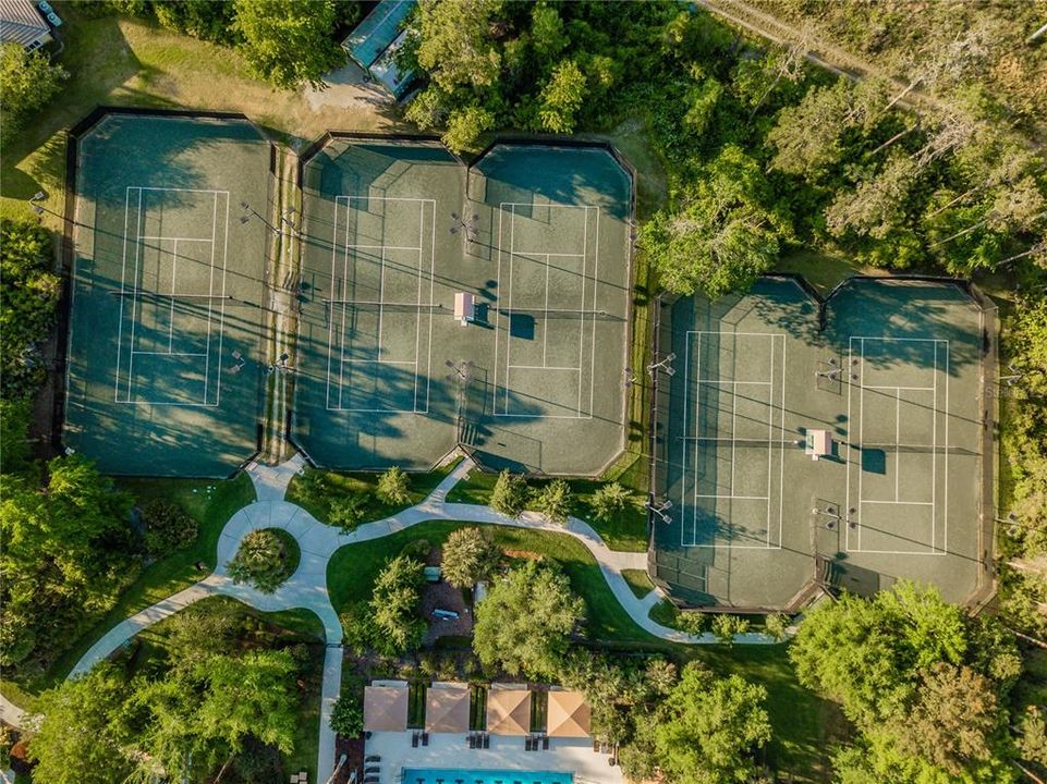 Под контрактом: $260,000 (3 спален, 2 ванн, 1706 Квадратных фут)