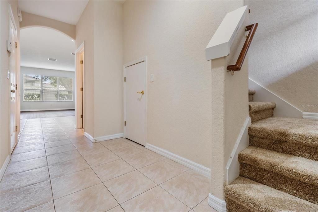 Под контрактом: $260,000 (3 спален, 2 ванн, 1706 Квадратных фут)