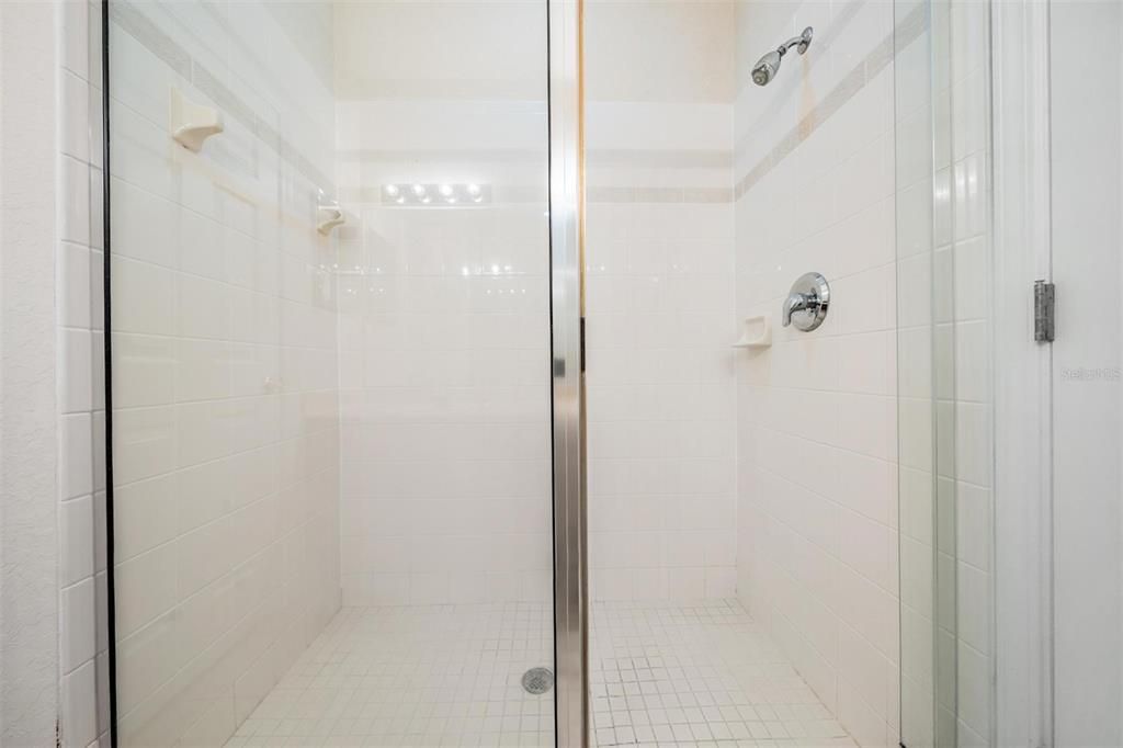 Под контрактом: $260,000 (3 спален, 2 ванн, 1706 Квадратных фут)