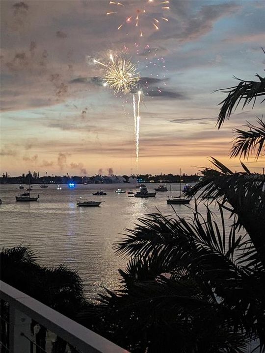 待售: $1,999,000 (3 贝兹, 3 浴室, 2728 平方英尺)