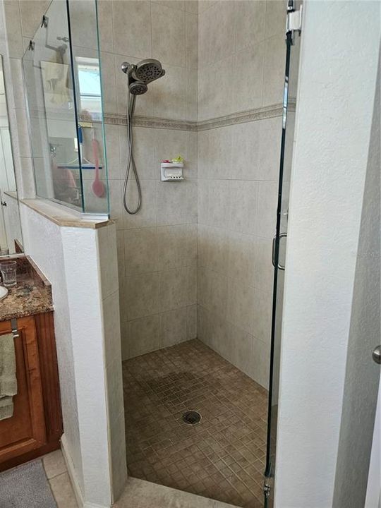 待售: $1,999,000 (3 贝兹, 3 浴室, 2728 平方英尺)