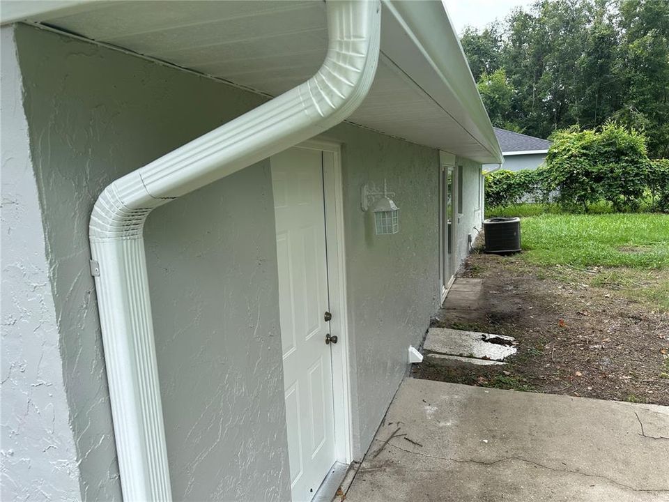 En Renta: $1,600 (3 camas, 2 baños, 960 Pies cuadrados)