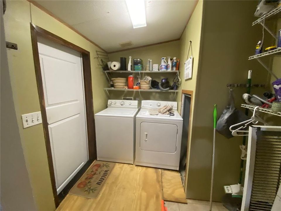 For Sale: $170,000 (4 beds, 2 baths, 1848 Square Feet)