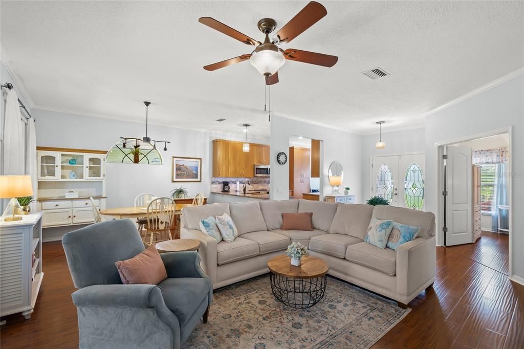 На продажу: $445,000 (3 спален, 2 ванн, 1442 Квадратных фут)