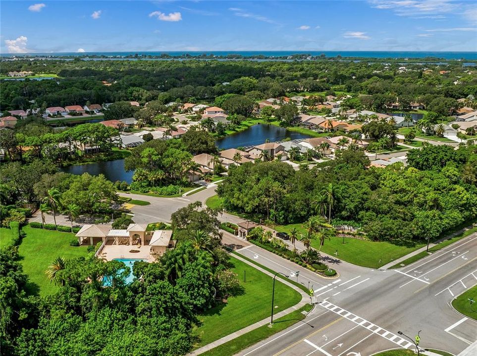 На продажу: $439,900 (3 спален, 2 ванн, 1442 Квадратных фут)