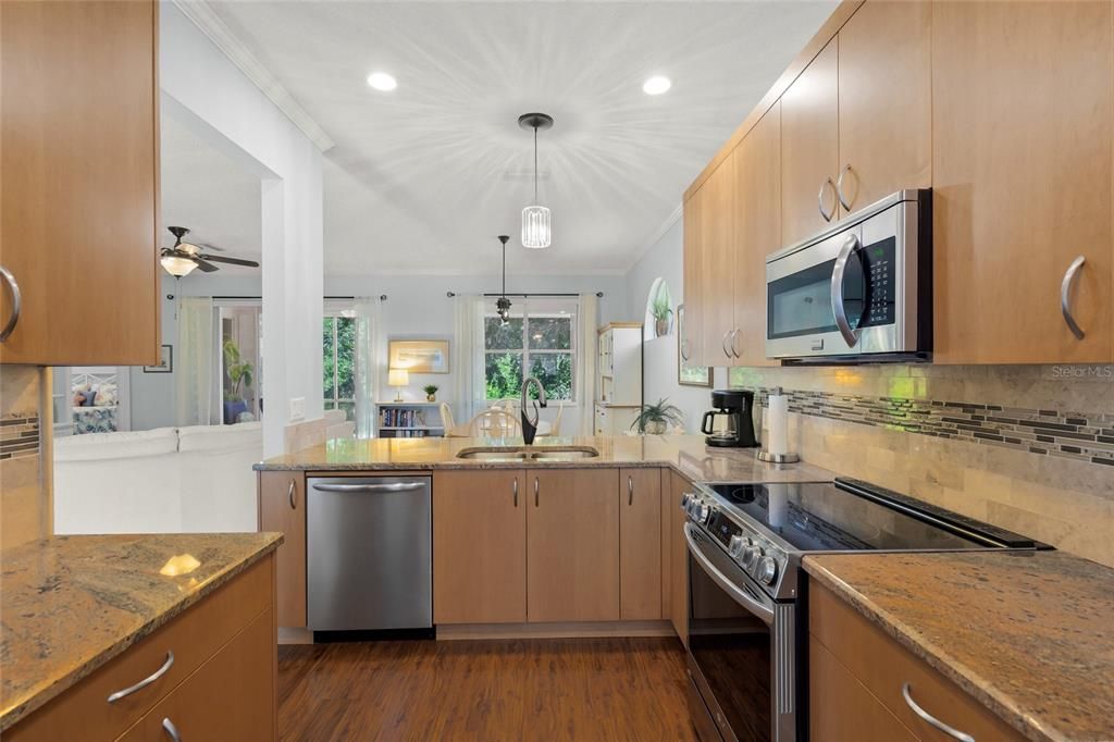 На продажу: $445,000 (3 спален, 2 ванн, 1442 Квадратных фут)