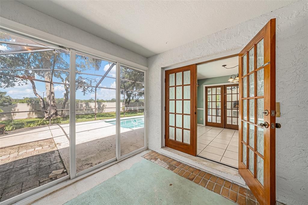 For Sale: $683,999 (5 beds, 4 baths, 3501 Square Feet)