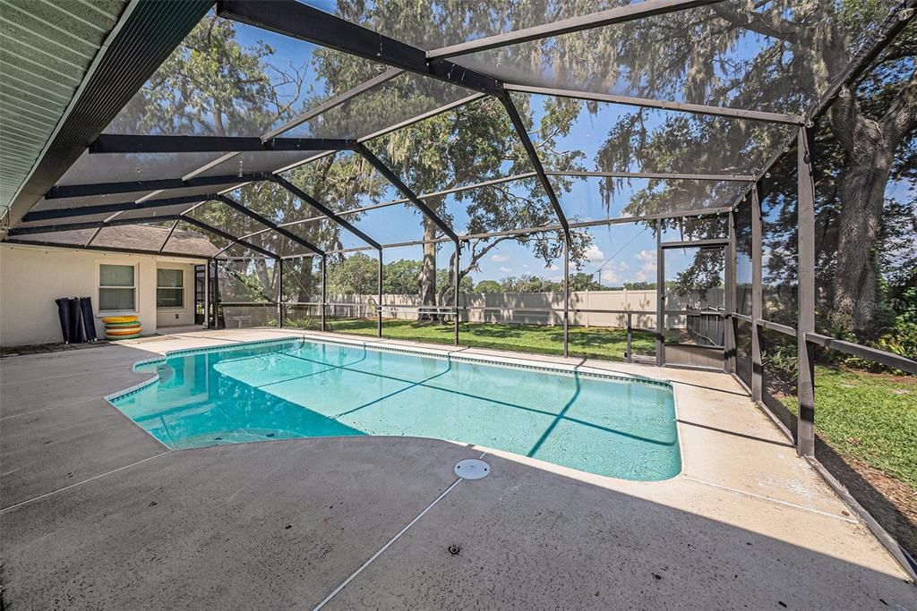 For Sale: $683,999 (5 beds, 4 baths, 3501 Square Feet)