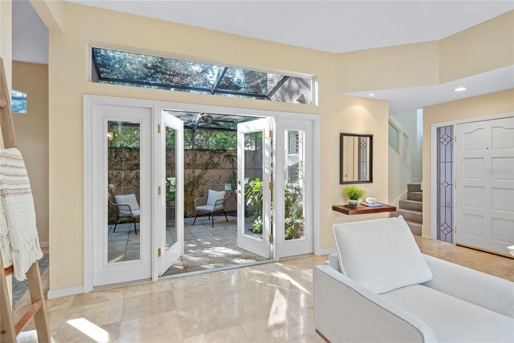 На продажу: $649,000 (3 спален, 2 ванн, 1951 Квадратных фут)