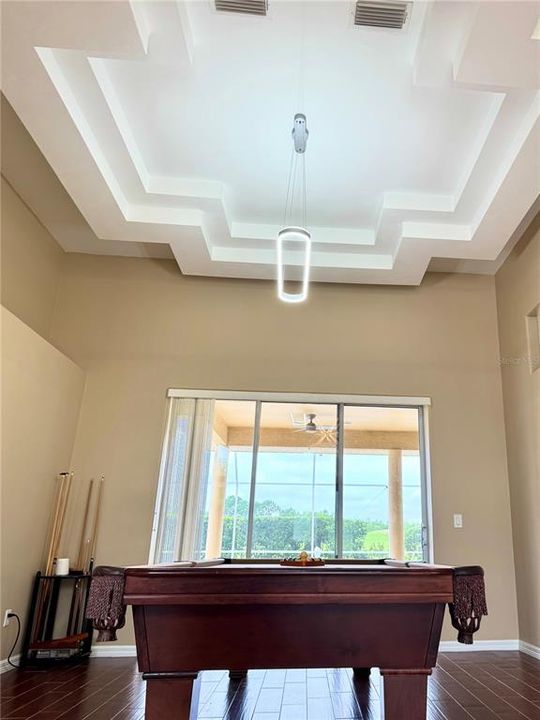 En Venta: $835,000 (4 camas, 3 baños, 2804 Pies cuadrados)