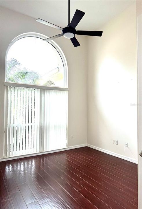 En Venta: $835,000 (4 camas, 3 baños, 2804 Pies cuadrados)